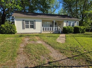 701 E Shawntel Smith Blvd, Muldrow, OK 74948