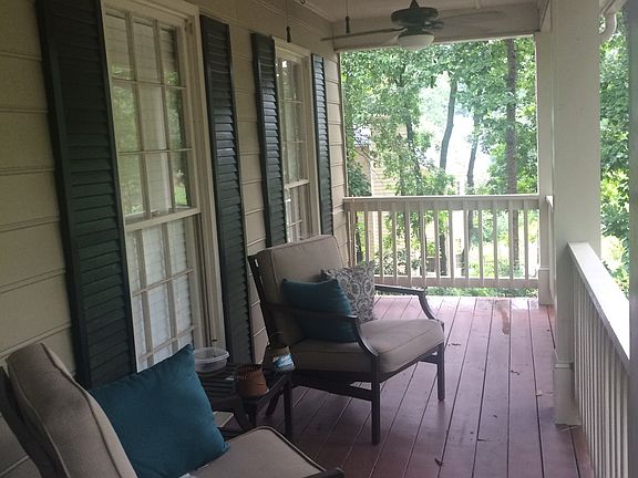 Front porch w ceiling fans