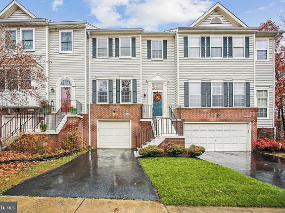 3rd image of 13024 Cobble Ln