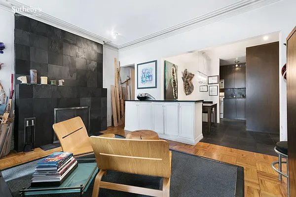 Sold by Sotheby's International Realty | media 3