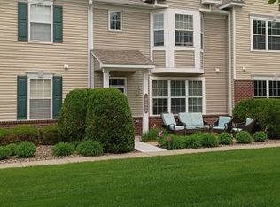 10808 Hawthorn Trl UNIT B, Woodbury, MN 55129