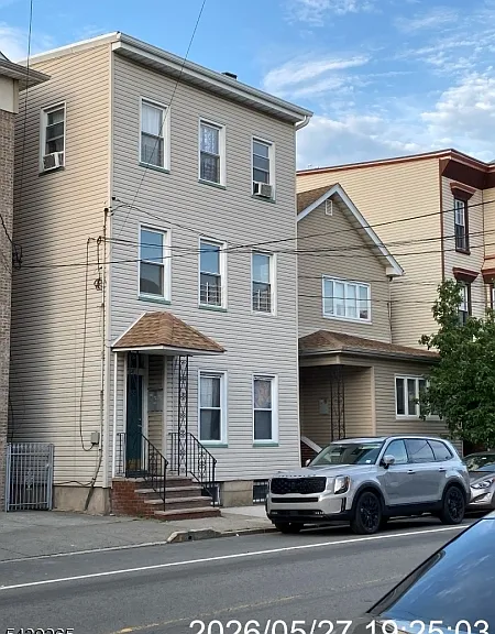 217 Walnut St #2 — Photo 1