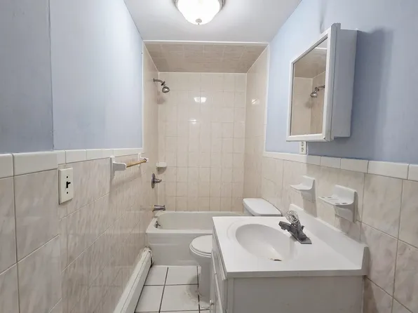 132 42nd Street image 9 of 14