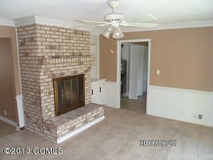 4th image of 1001 Linda Ct