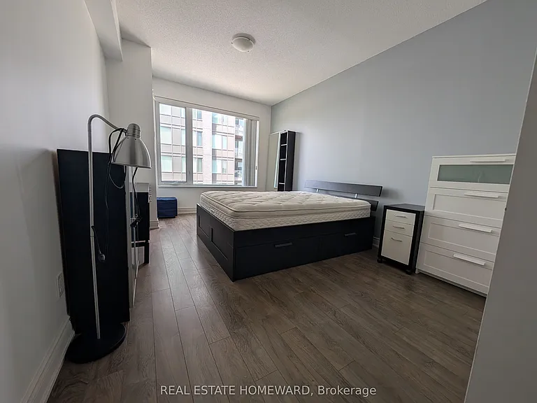 325 S Park Rd #915 — Photo 5