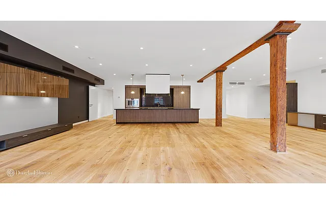 Rented by Douglas Elliman | media 34