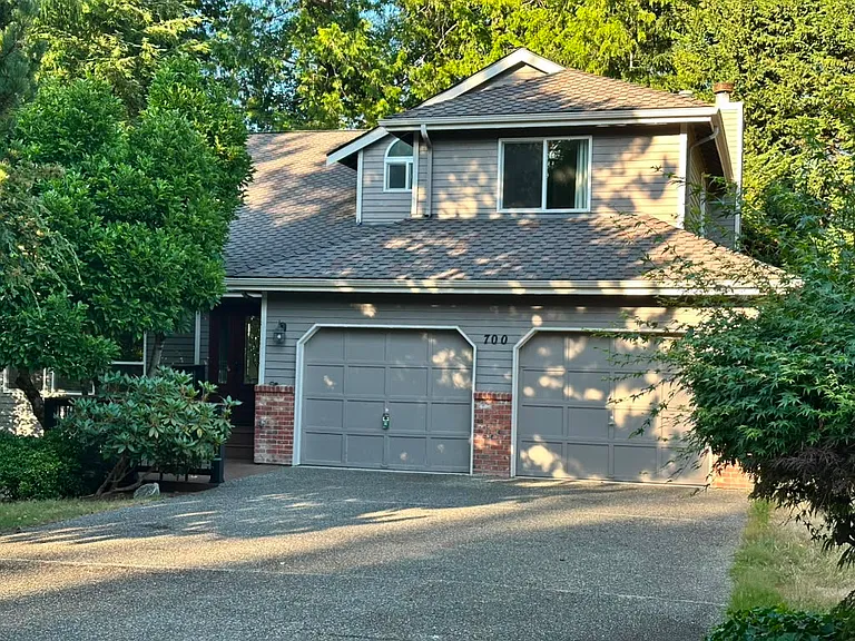 700 Jasmine Pl NW — Photo 1
