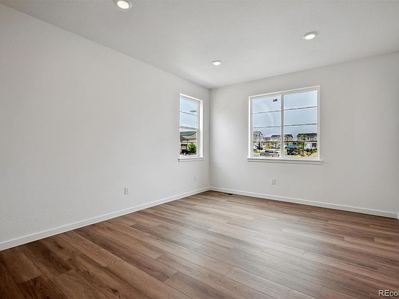 3rd image of 24708 E 40th Avenue