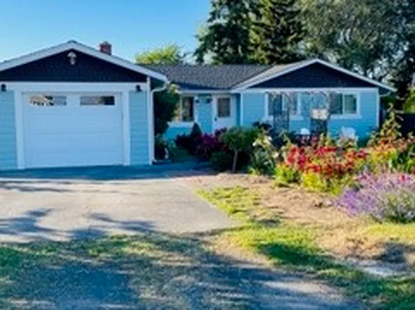 801 Livingston Bay Shore Drive, Camano Island, WA 98282