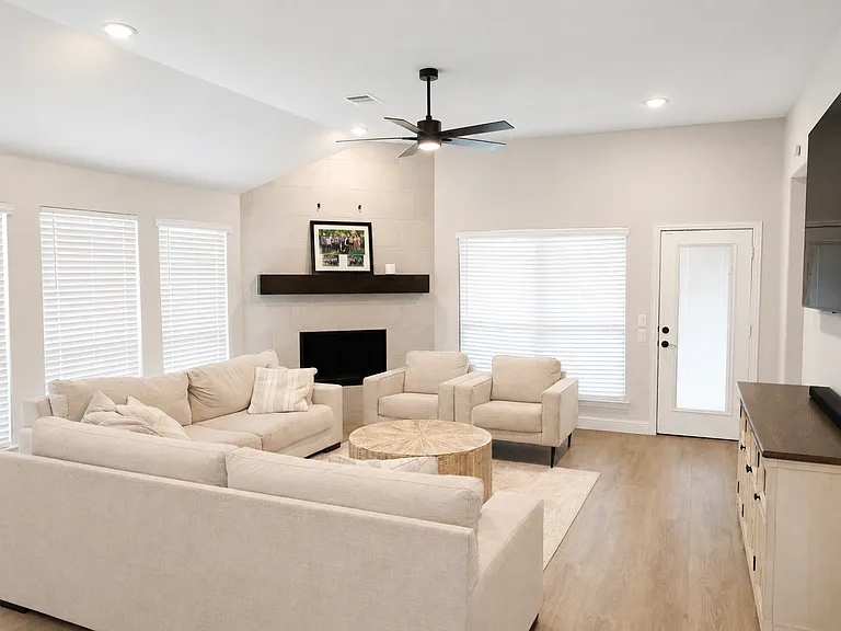 5225 Rowlan Row — Photo 12