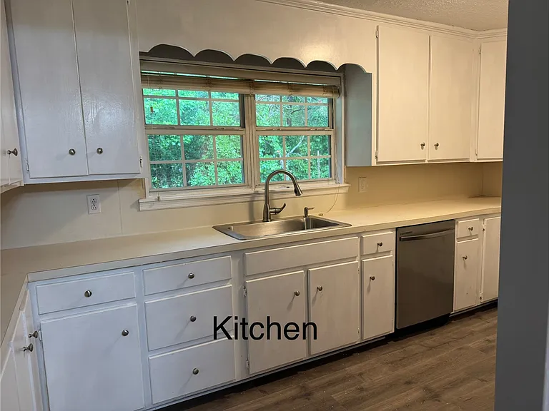 774 S Fleahop Rd — Photo 3