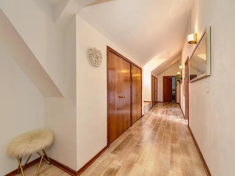 4589 Jenkinson Cir — Photo 9