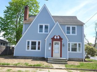 117 Dixon St, Bridgeport, CT 06604