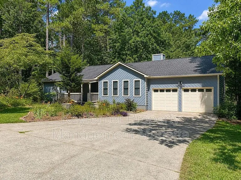5088 Ravenwood Dr — Photo 2