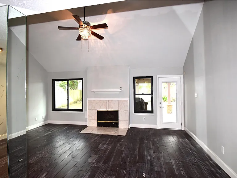 21022 Creek Edge Ct — Photo 10