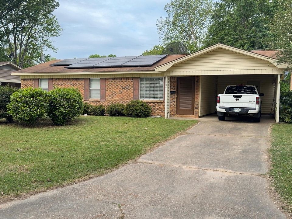 1st image of 104 S Crestview St