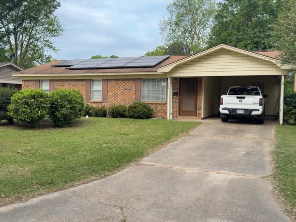 104 S Crestview St, Dumas, AR 71639