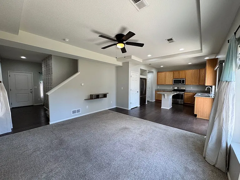 9093 Pacific Crest Dr — Photo 11