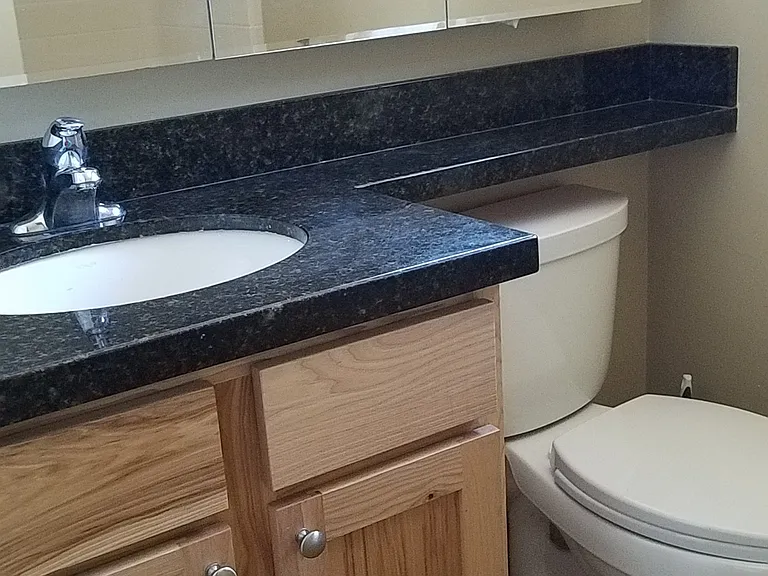 515 E 6th Ave #6 — Photo 12