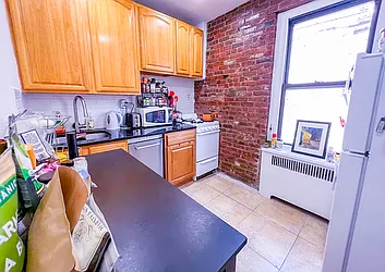 Rented by Gravity Real Estate Advisors