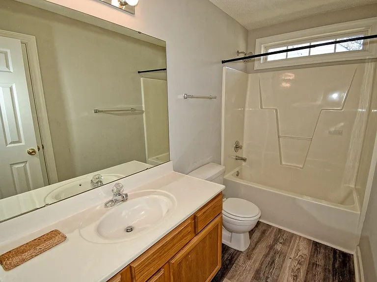 239 Tillamook Dr — Photo 30