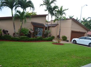 14654 SW 63rd Ter, Miami, FL 33183