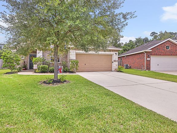 2nd image of 16519 River Wood Ct