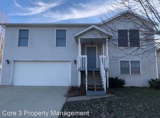 16 Edgewood Ct #16, Bloomington, IL 61701