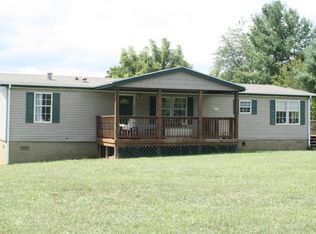 1048 Veteran Rd, Vinton, VA 24179