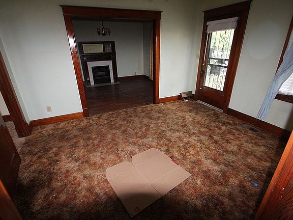 5th image of 1471 Texas Ave