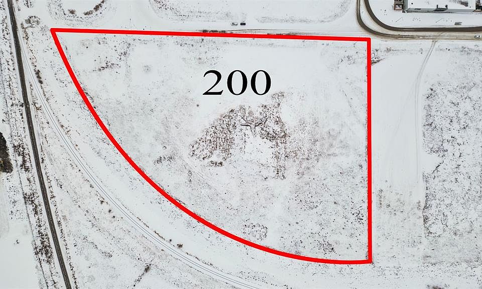 2nd image of 200 Shantz Dr
