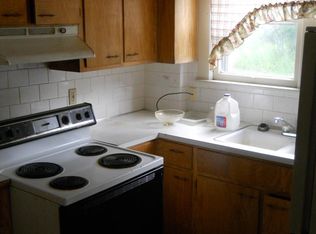 933 Delia Ave, Akron, OH