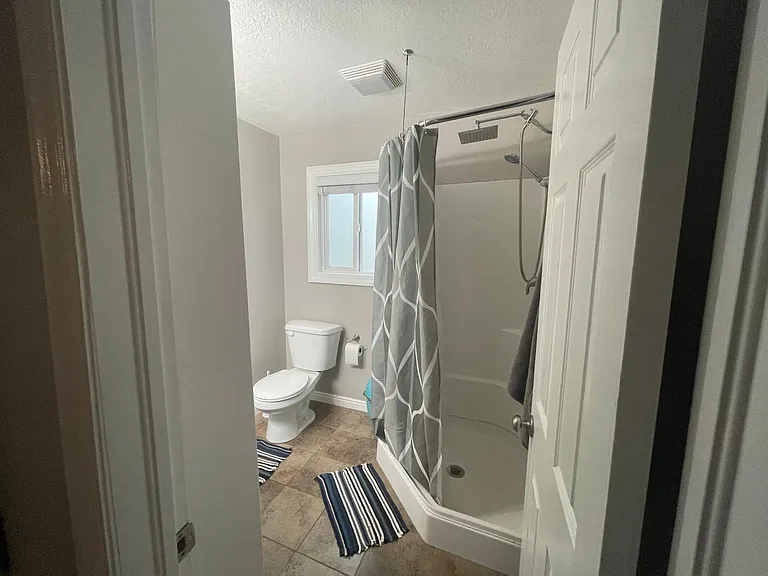 164 N 300 E #B — Photo 10
