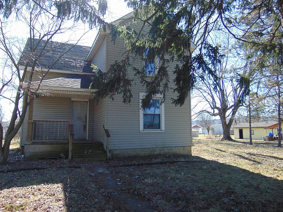 2nd image of 467 Evans Rd