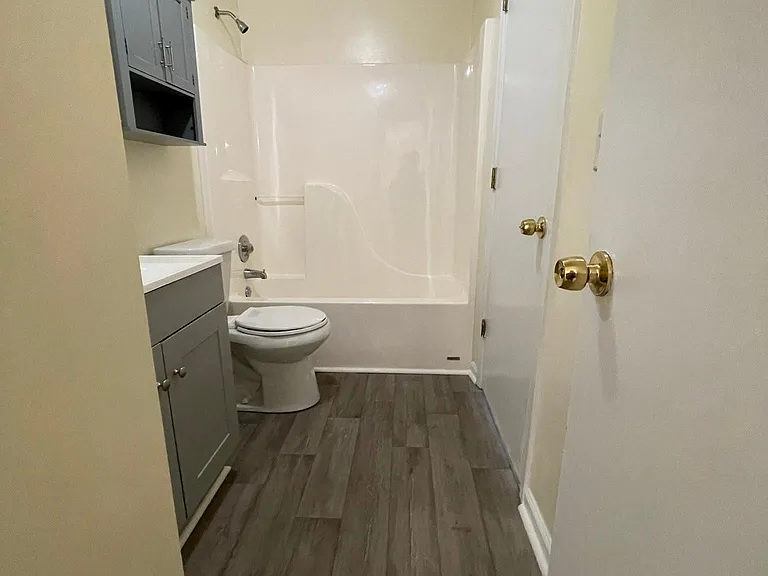 209 E Wilson St #130 — Photo 11