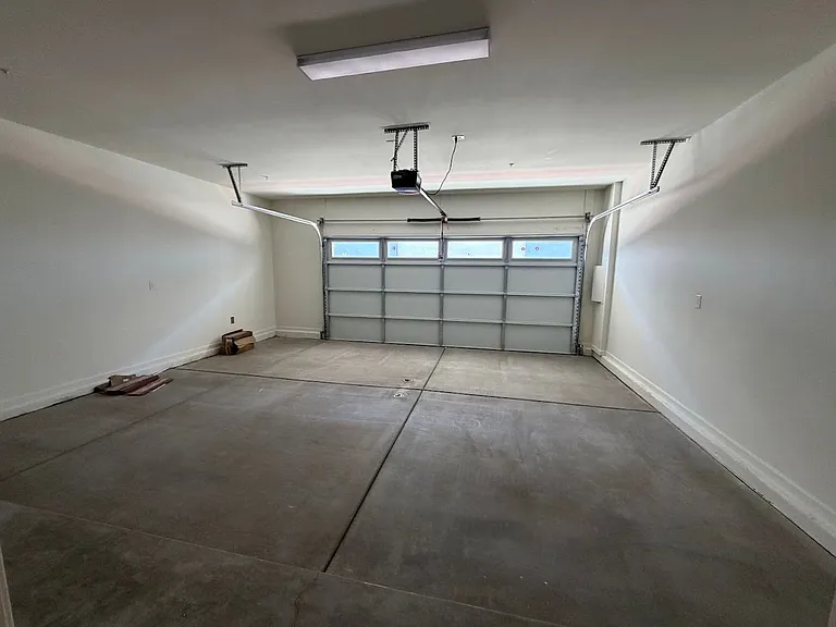 733 E Commonwealth Ave #7 — Photo 23