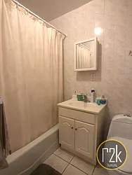 Rented by Realty 2000 Corp