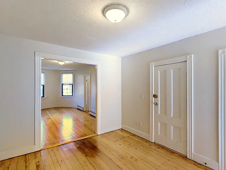 31 Wigglesworth St #1 — Photo 9