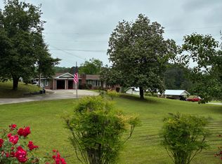 461 N Lakeshore Dr, Tunnel Hill, GA 30755