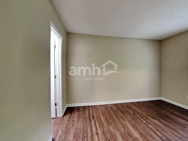 803 Woodgreen Dr — Photo 18