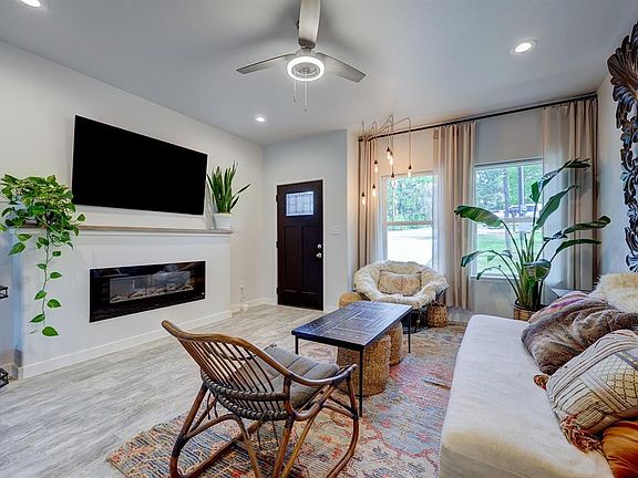 2nd image of 115 Lihue Ct