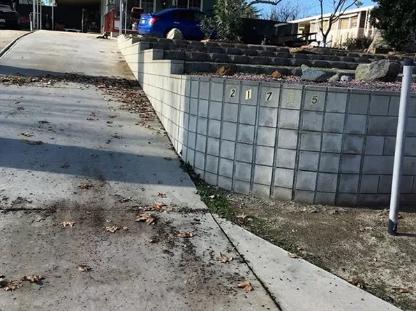 21705 Oak St, Perris, CA 92570
