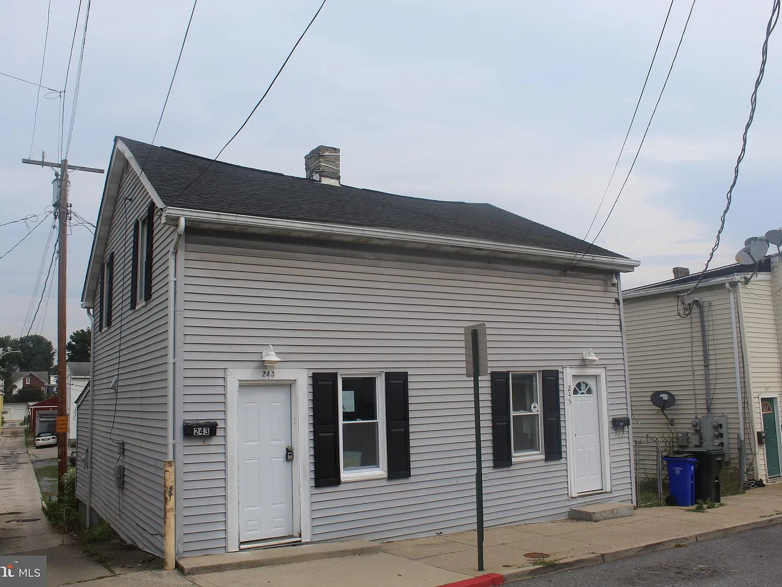 2 bed, 1533 sqft, $1,400 — Photo 1