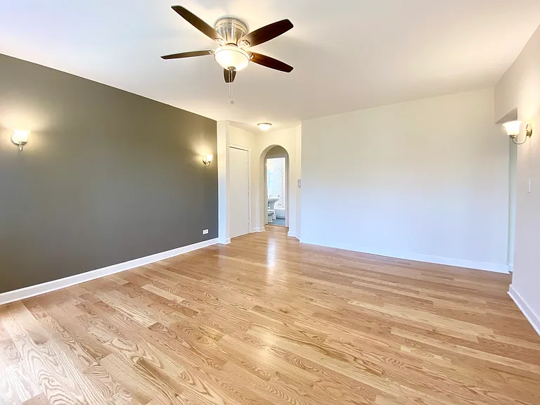 1628 W Lunt Ave #1A — Photo 5