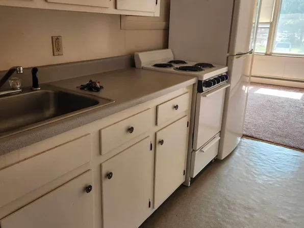 5 Storer St, Saco, ME