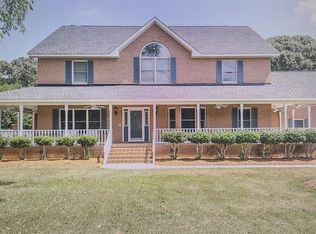 235 Majestic Oak Cir, Byron, GA 31008