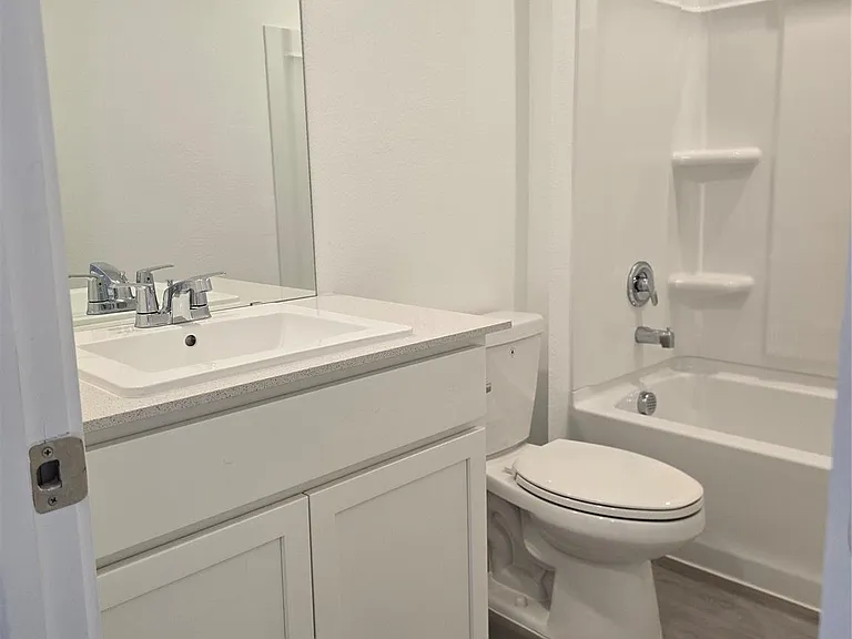5708 Ivy Crst — Photo 20