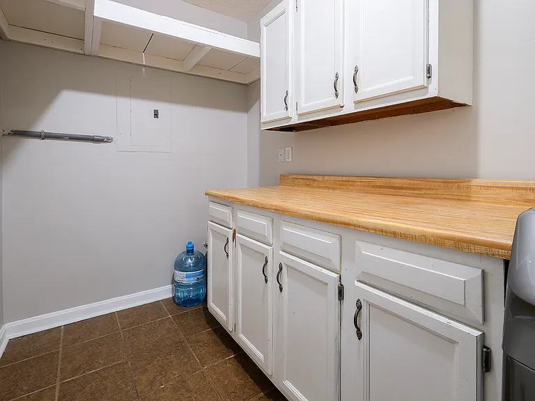 3802 Brownstone Dr — Photo 23