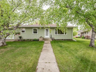 2109 10th St S, Moorhead, MN, 56560