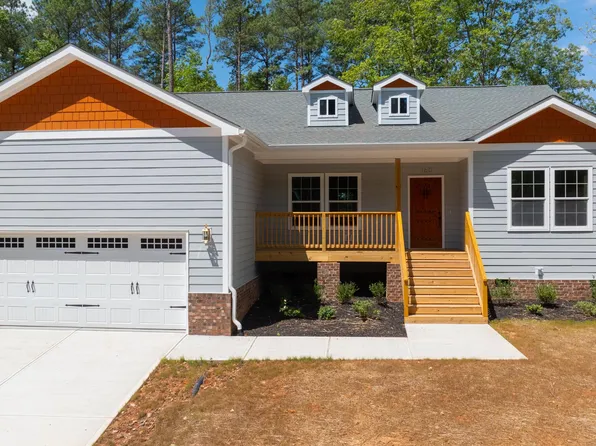 160 Shawnee Dr, Louisburg, NC 27549